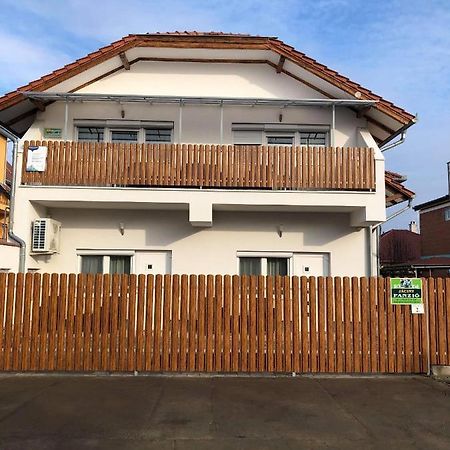Jacint Apartman Bed and Breakfast Hajdúszoboszló Εξωτερικό φωτογραφία