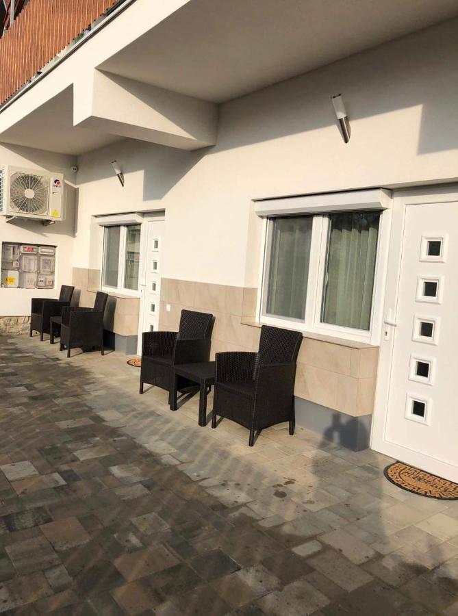 Jacint Apartman Bed and Breakfast Hajdúszoboszló Εξωτερικό φωτογραφία