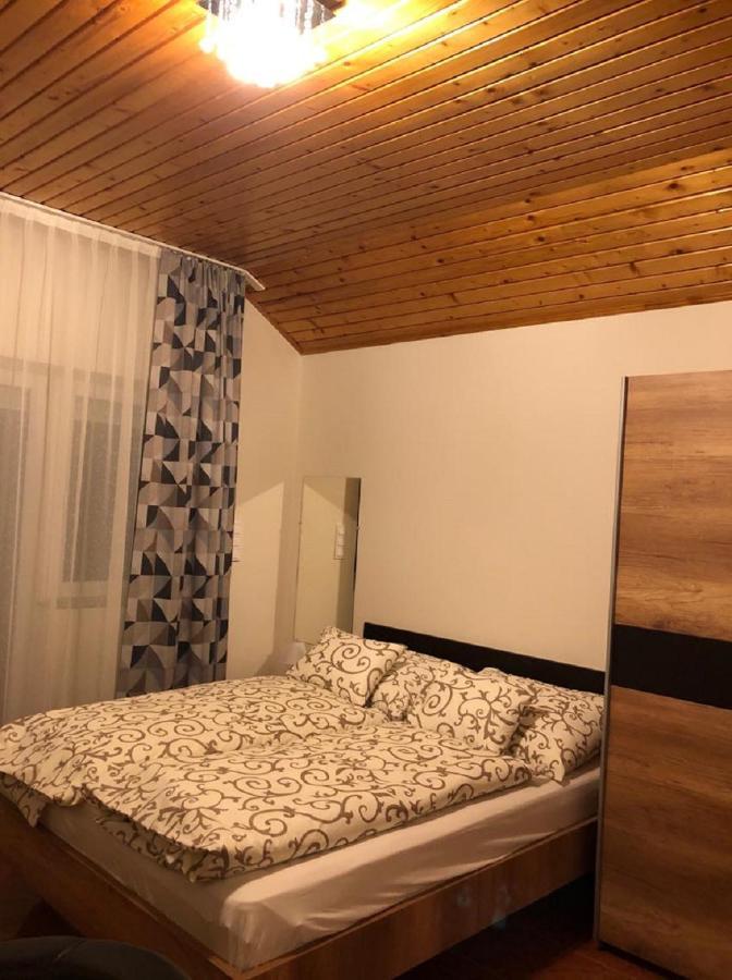 Jacint Apartman Bed and Breakfast Hajdúszoboszló Εξωτερικό φωτογραφία